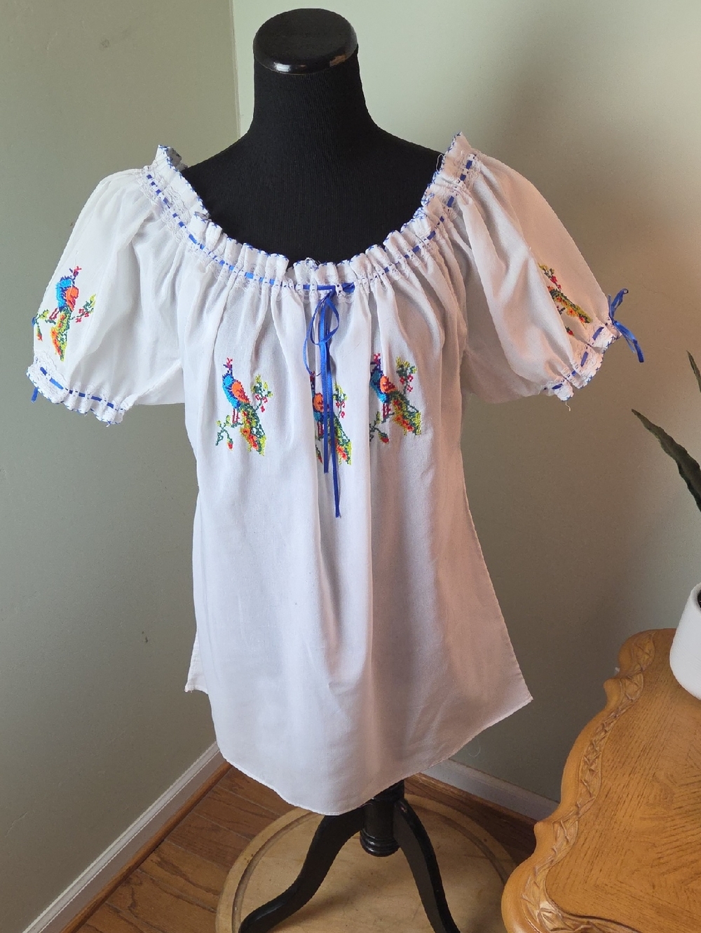 1950s Vintage Cross Stitch Mexican Peasant Blouse
